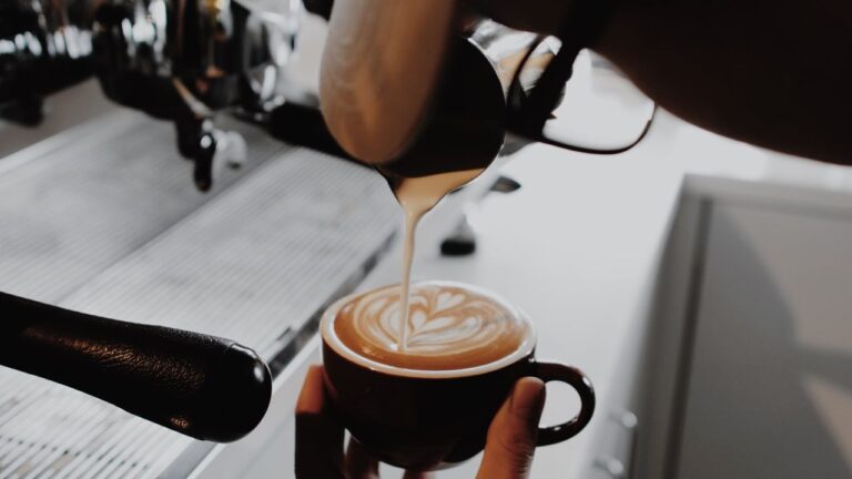 7 Best Espresso Machine for Latte art: Extremely Delicious Lattes